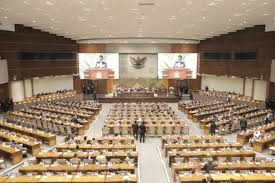Dinamika Politik Indonesia 2025: Isu, Kebijakan, dan Tantangan Demokrasi