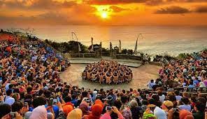 Pariwisata Budaya Indonesia 2025: Warisan Lokal, Festival Digital, dan Daya Tarik Global